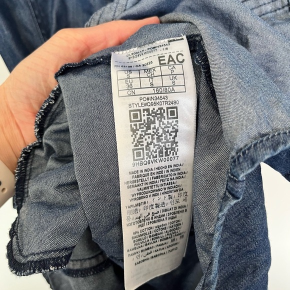 Guess Blue jeans Women's dress size small - Picture 5 of 5